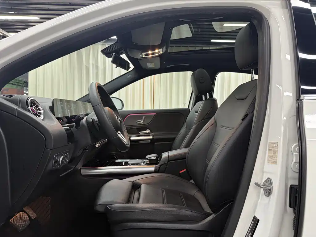 Mercedes-Benz GLA 2021