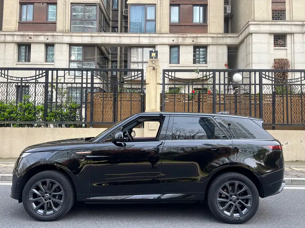 Land Rover Range Rover Sport 2024