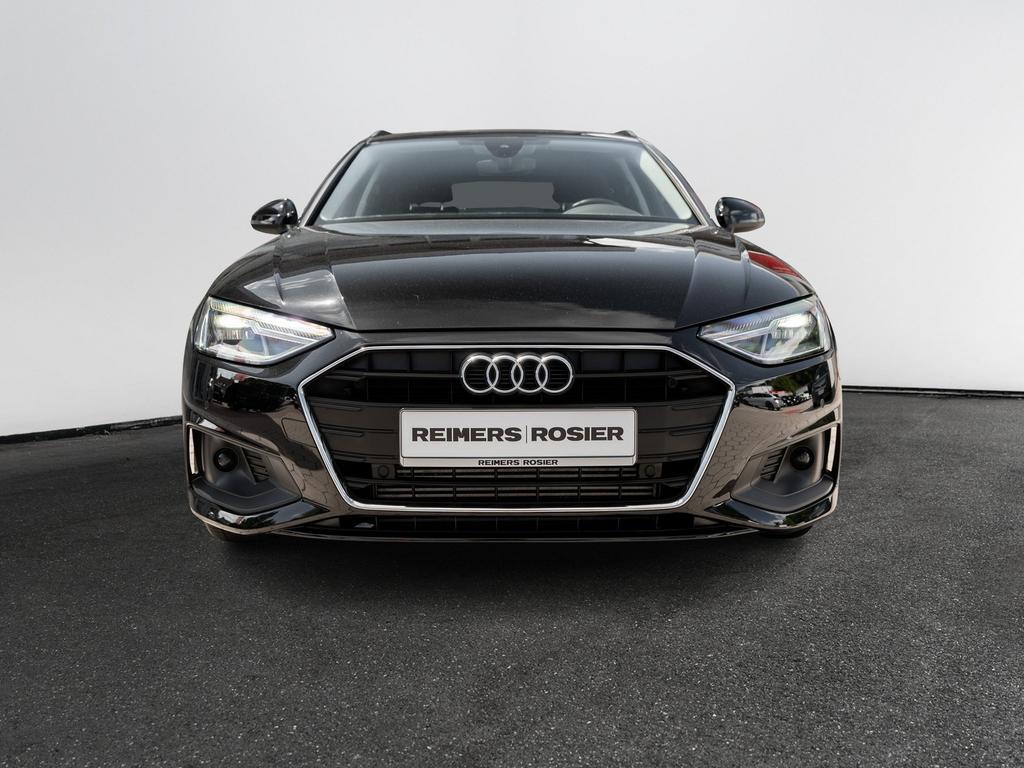 Audi A4 2022