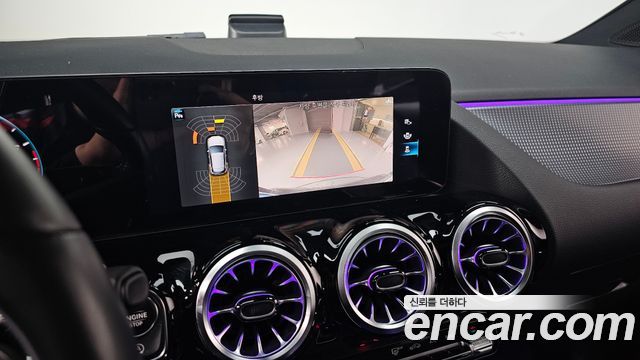 Mercedes-Benz GLA 2021