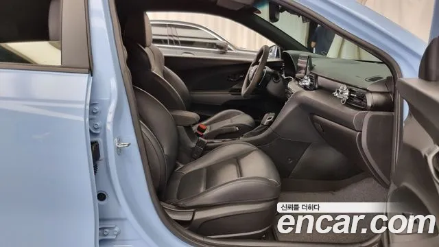 Hyundai Veloster 2021