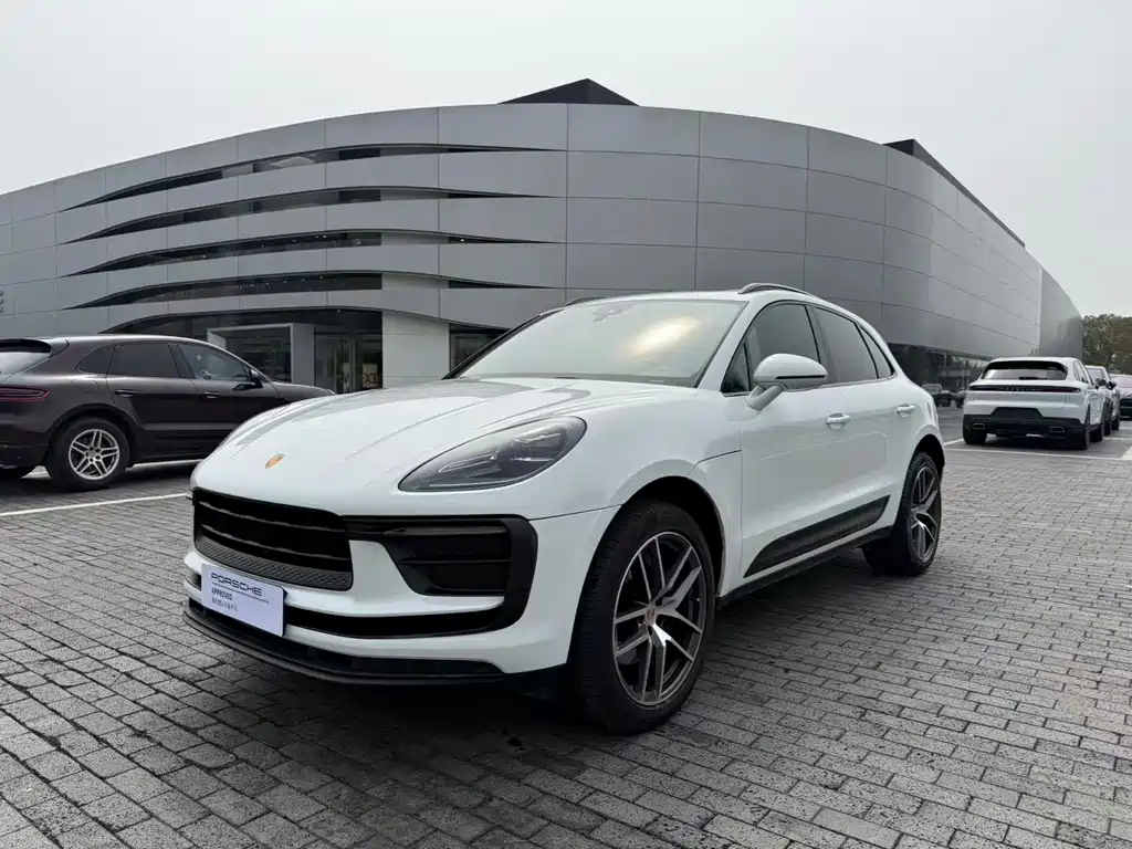 Porsche Macan 2023