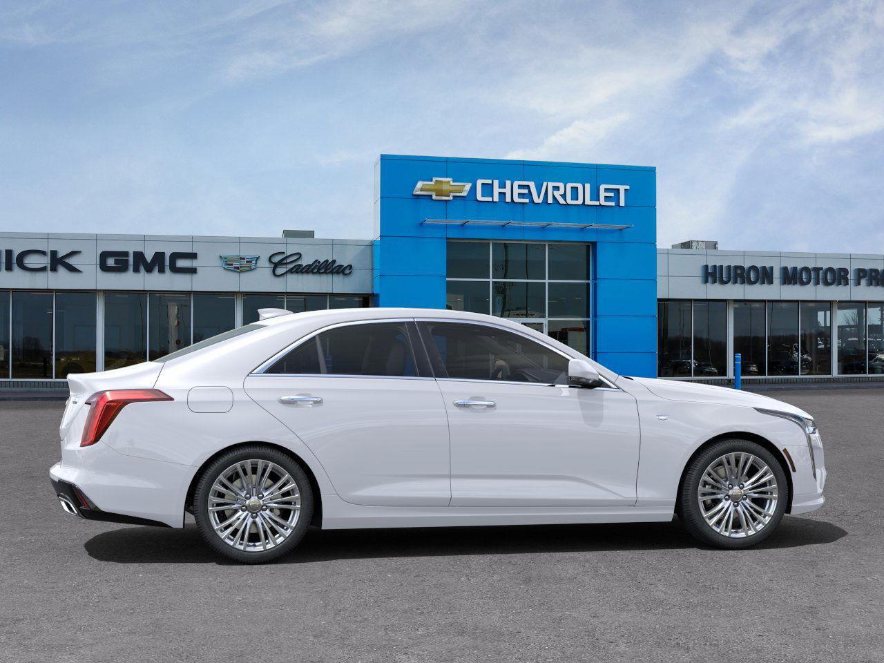 Cadillac CT4 2025