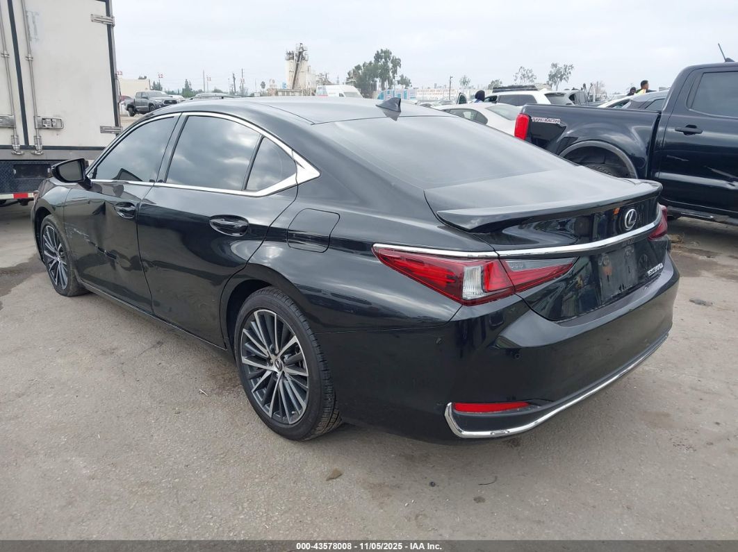 Lexus ES 2024