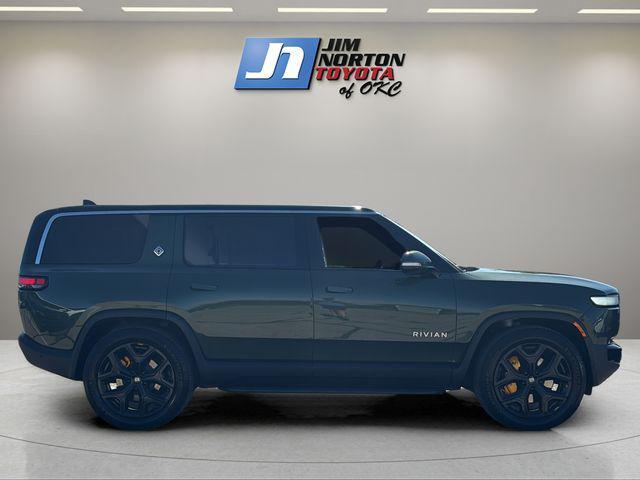 Rivian R1S 2023