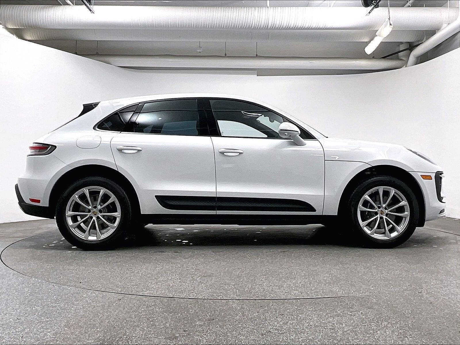 Porsche Macan 2025