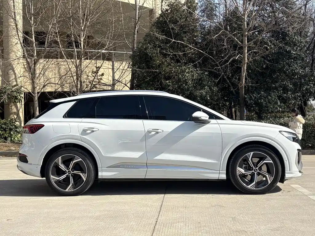 Audi Q4 e-tron 2022