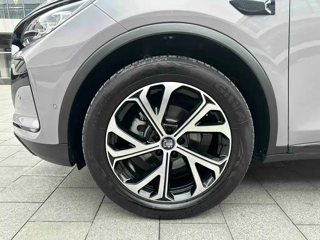 BYD Tang 2025