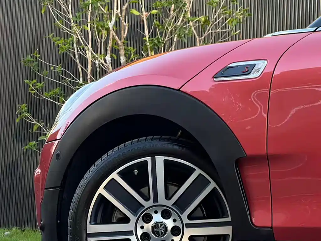 Mini Clubman 2024