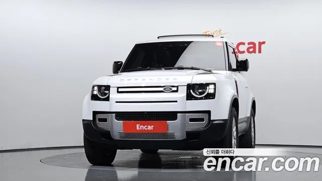 Land Rover Defender 2021