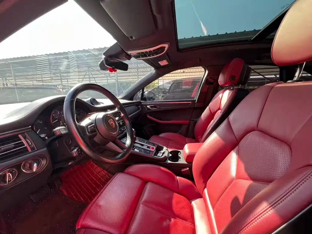 Porsche Macan 2023