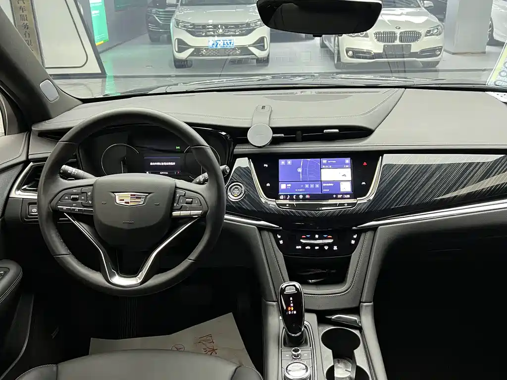 Cadillac XT6 2023