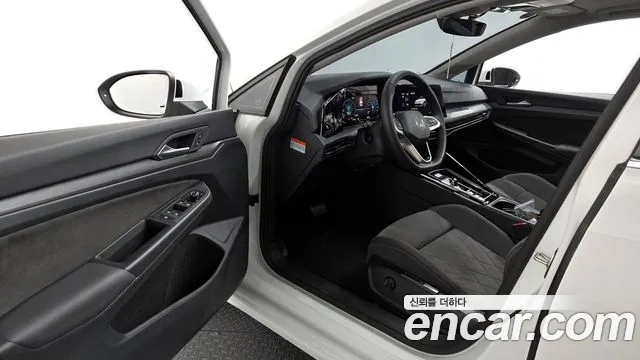 Volkswagen Golf 2023