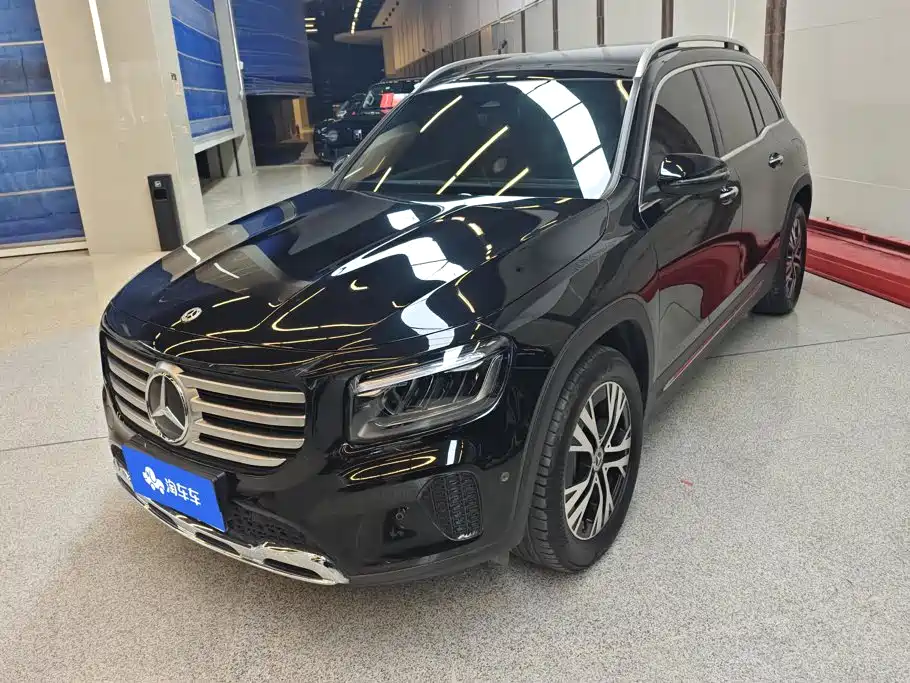 Mercedes-Benz GLB 2025