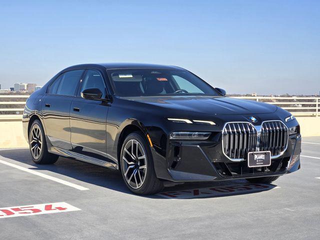 BMW 740 2024