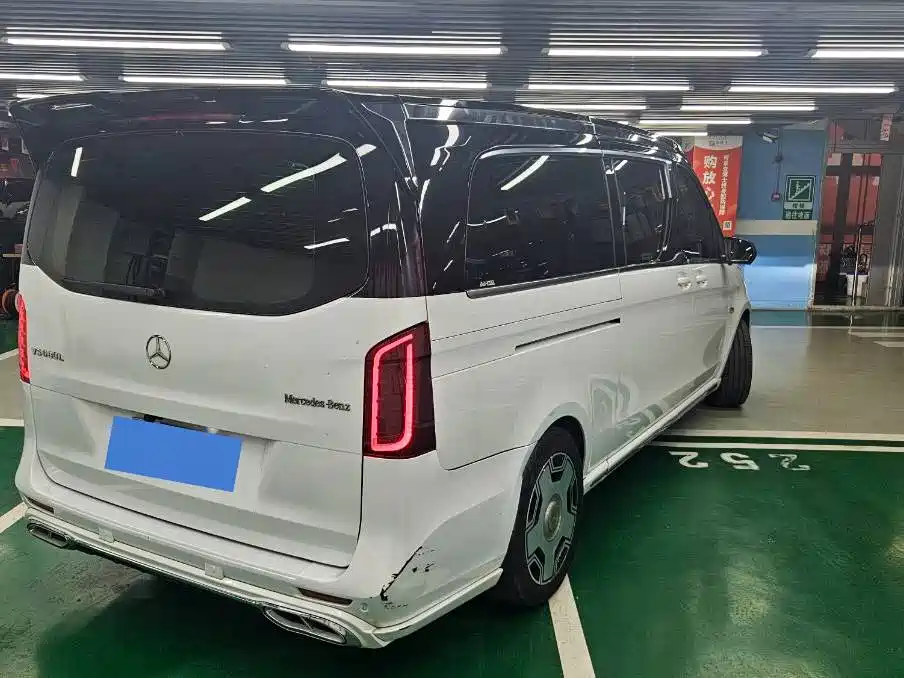Mercedes-Benz Vito 2023