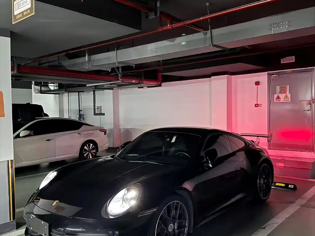Porsche 911 2020