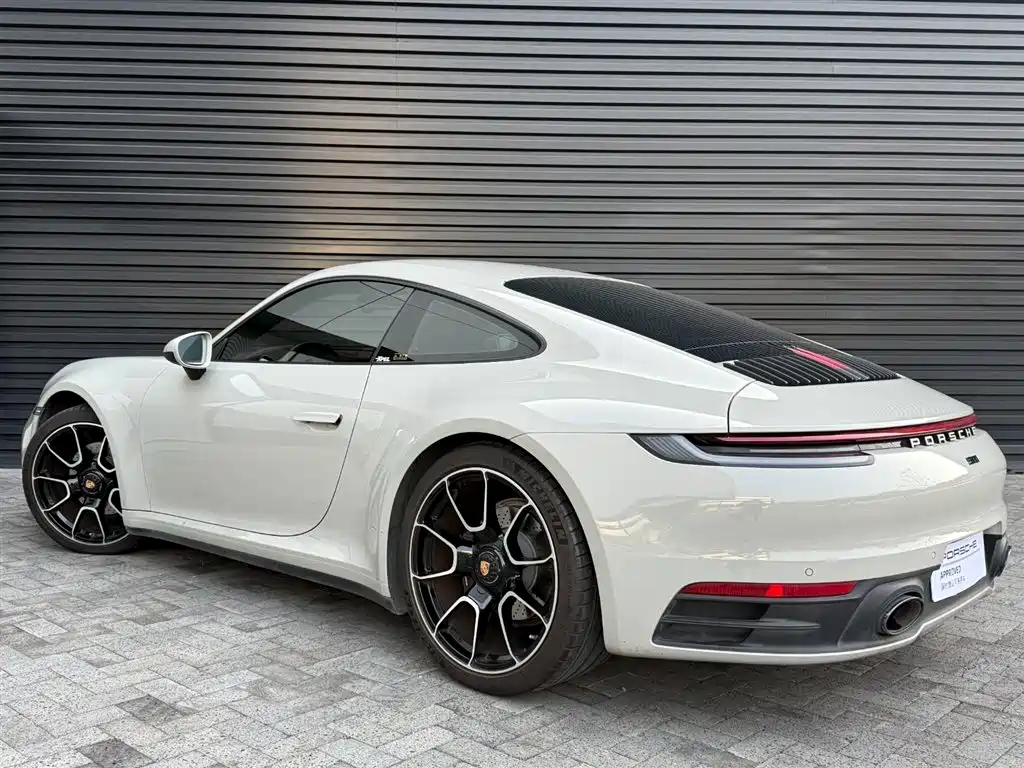 Porsche 911 2022