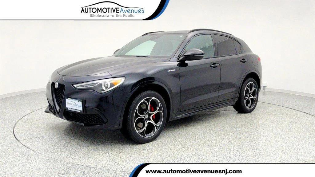 Alfa Romeo Stelvio 2023