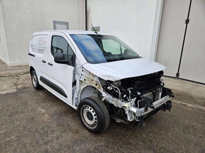 Opel Combo 2023