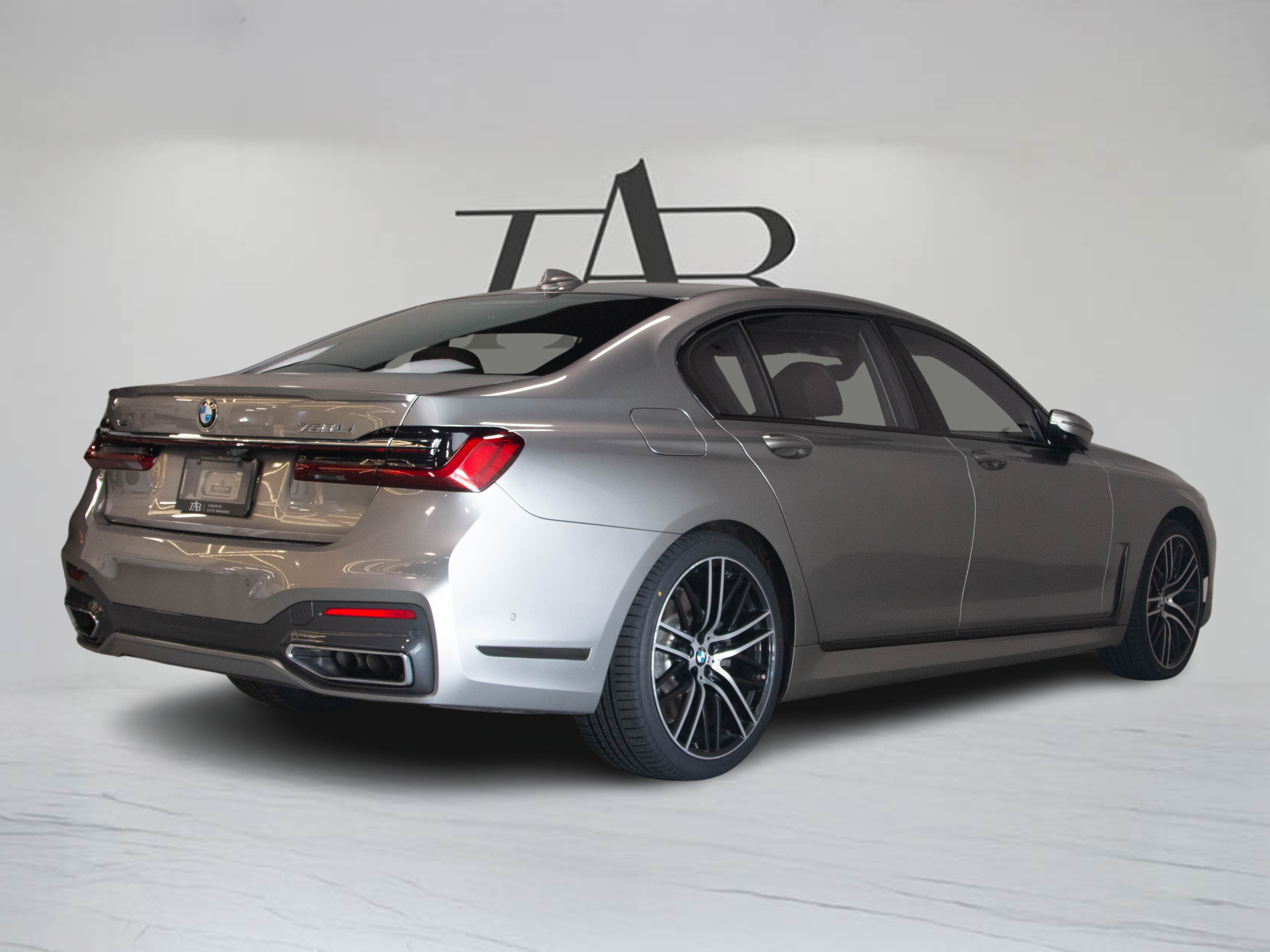 BMW 7 серии 2020