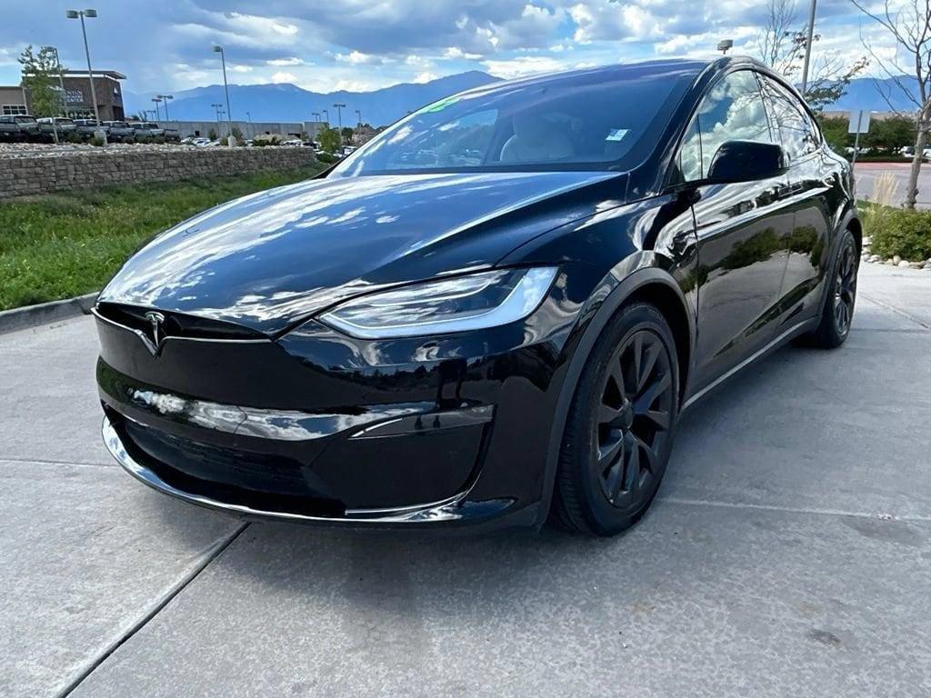 Tesla Model X 2022