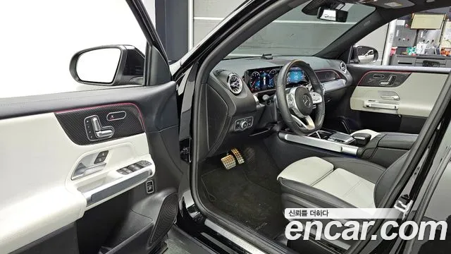 Mercedes-Benz GLB 2020