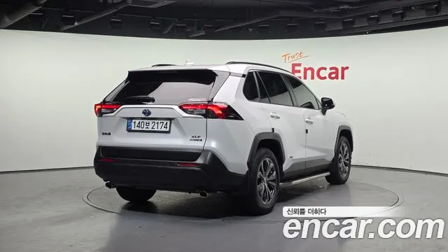 Toyota RAV4 2024