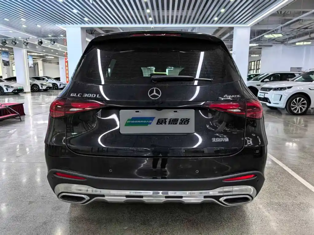Mercedes-Benz GLC 2023