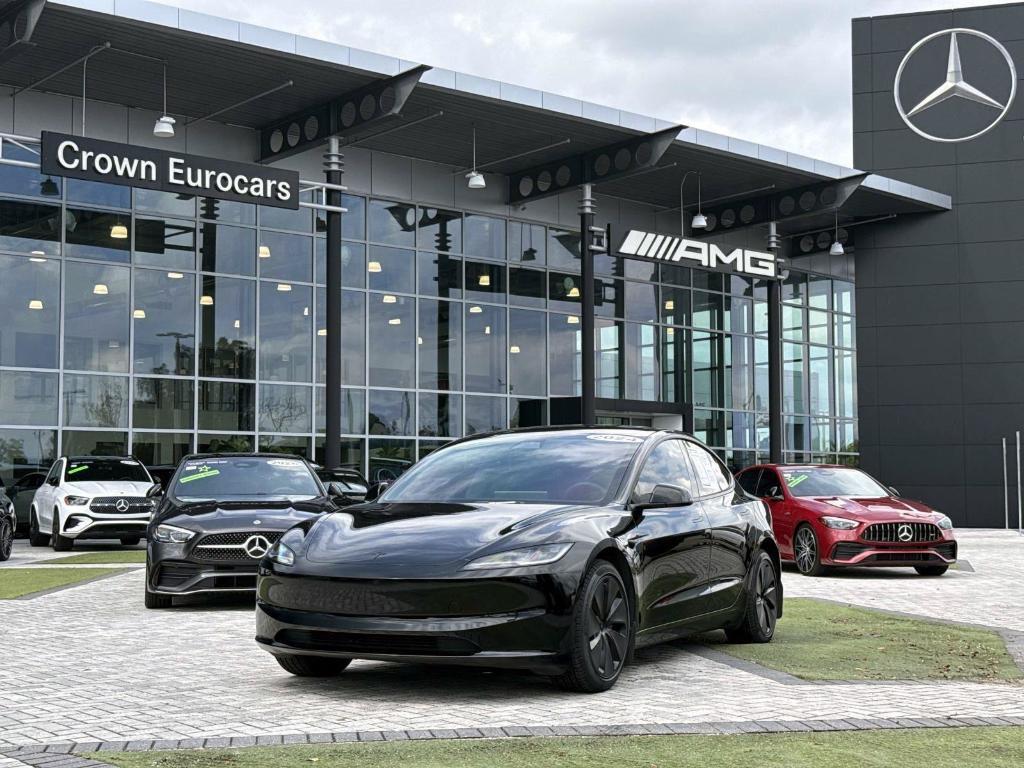 Tesla Model 3 2024
