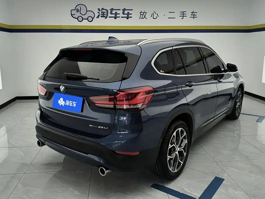 BMW X1 2022