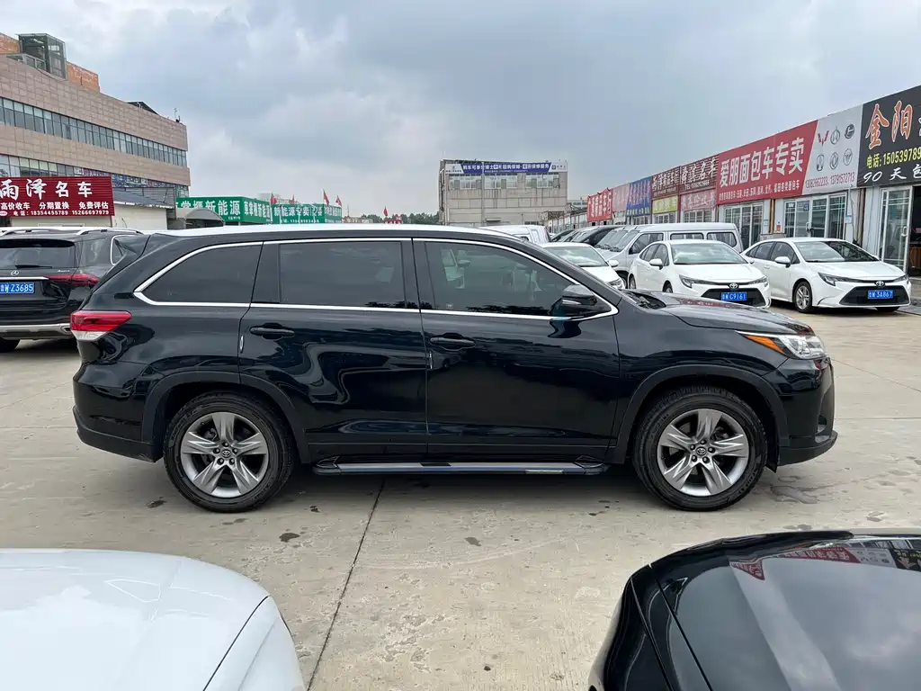 Toyota Highlander 2020
