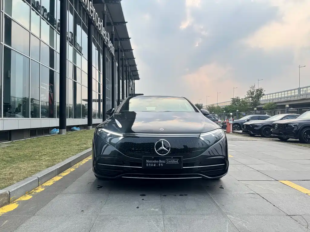 Mercedes-Benz EQS 2024