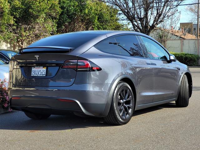 Tesla Model X 2022
