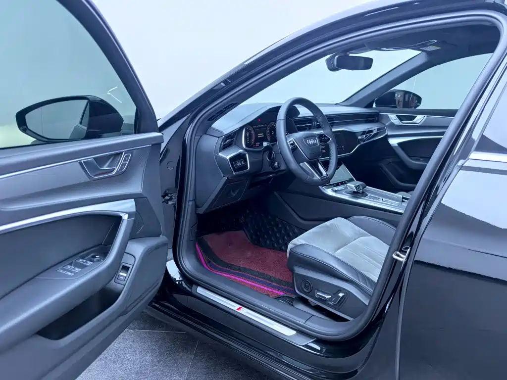 Audi A6 2025
