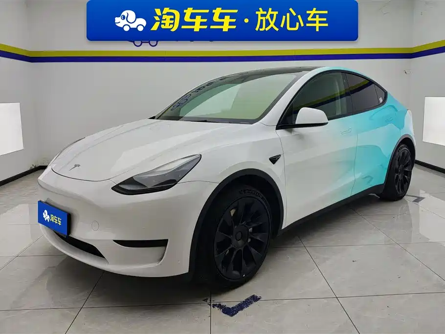 Tesla Model Y 2022