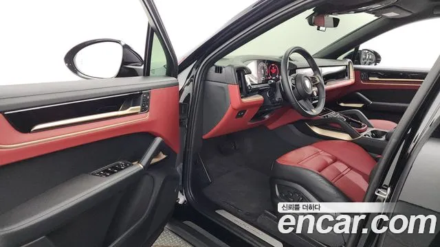 Porsche Cayenne 2024