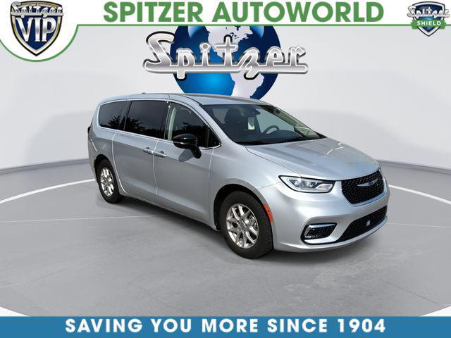 Chrysler Pacifica 2024