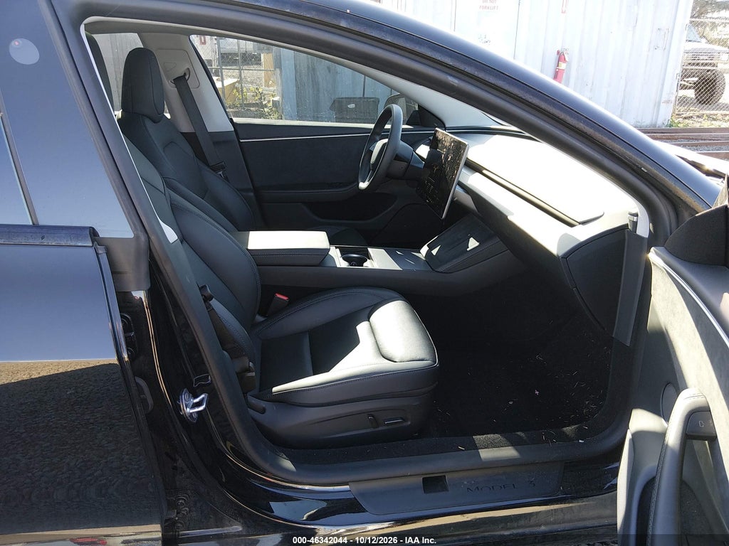Tesla Model 3 2025