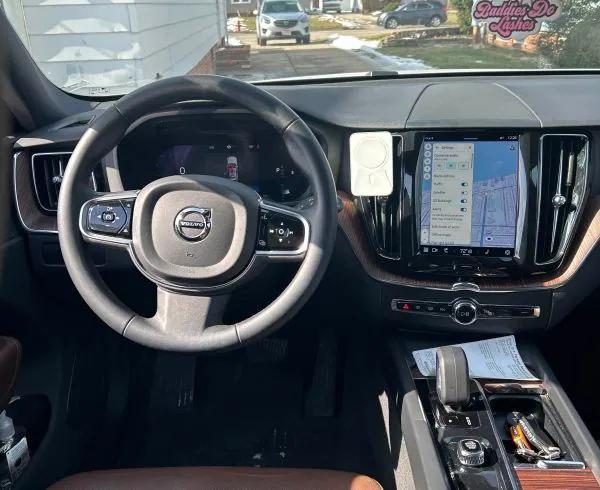 Volvo XC60 2023