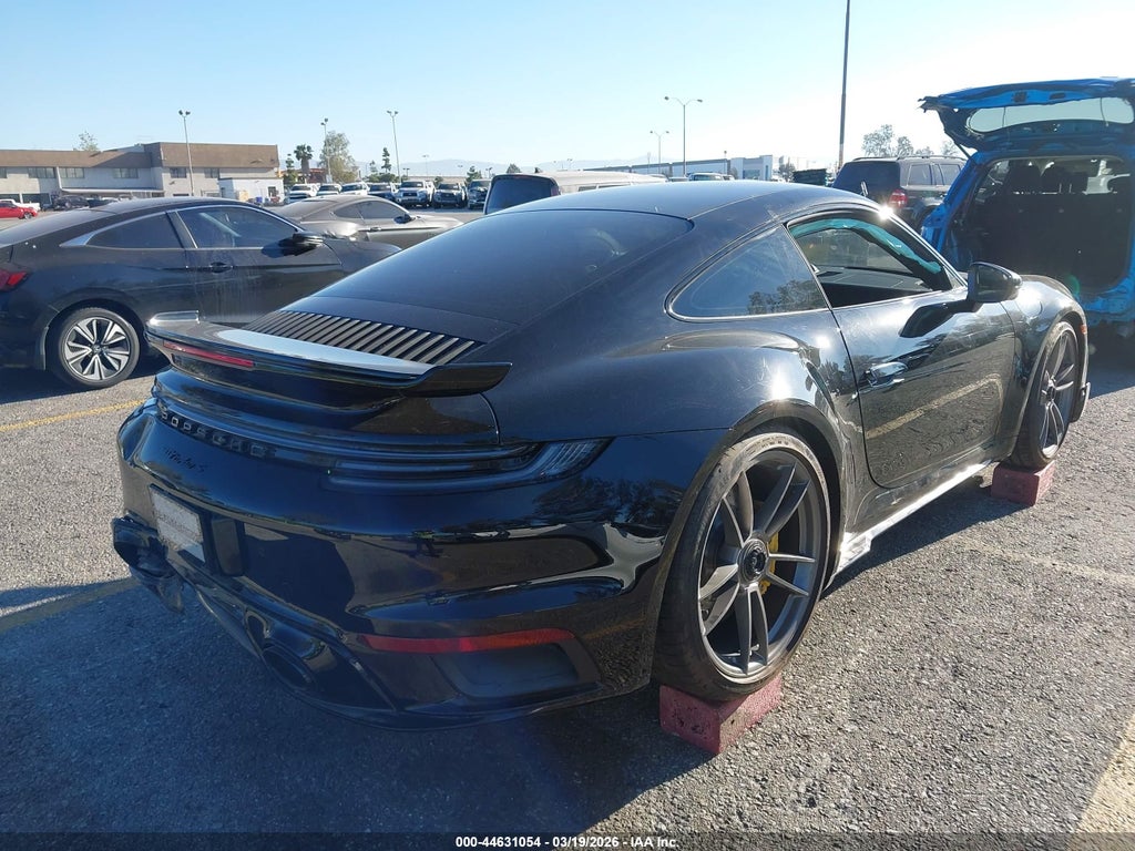 Porsche 911 2025