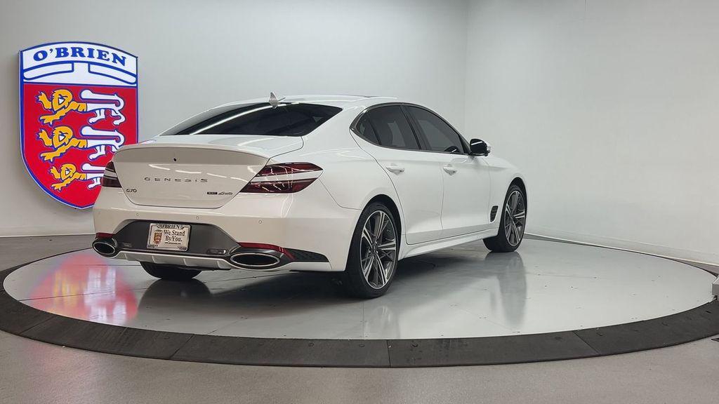Genesis G70 2025
