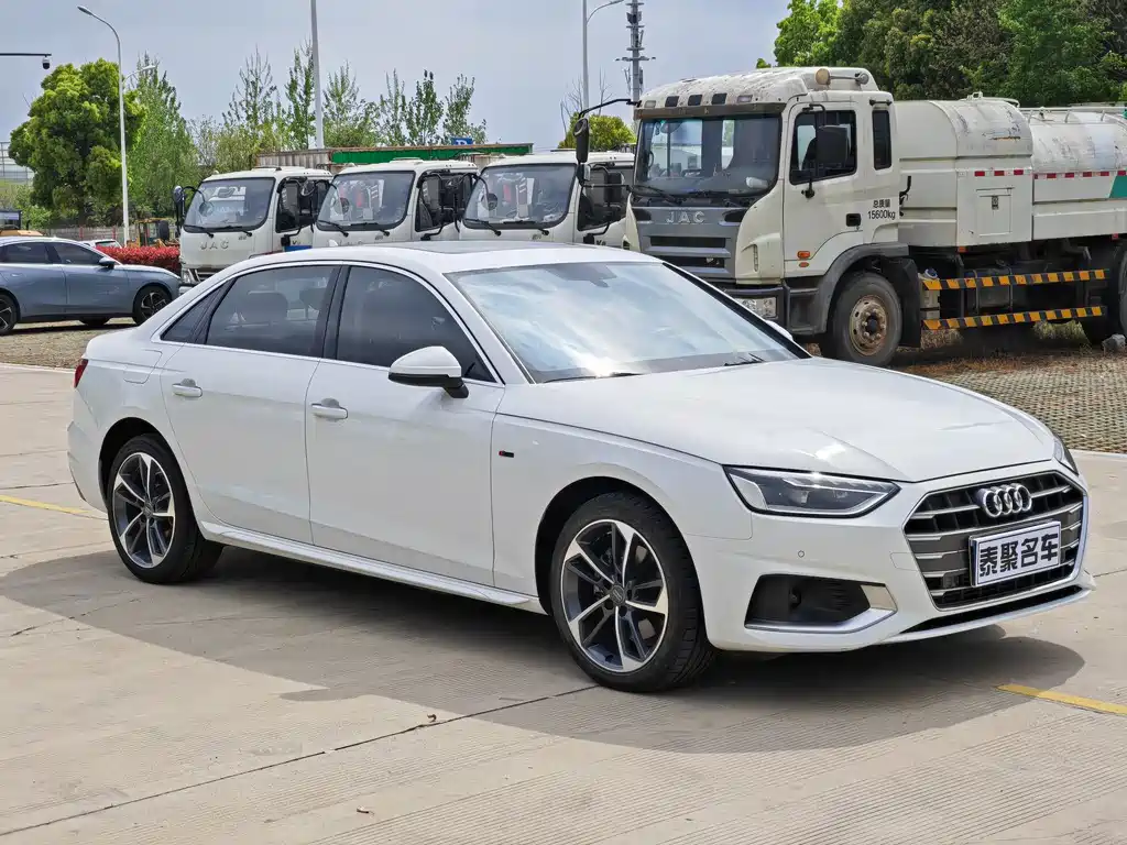 Audi A4 2022