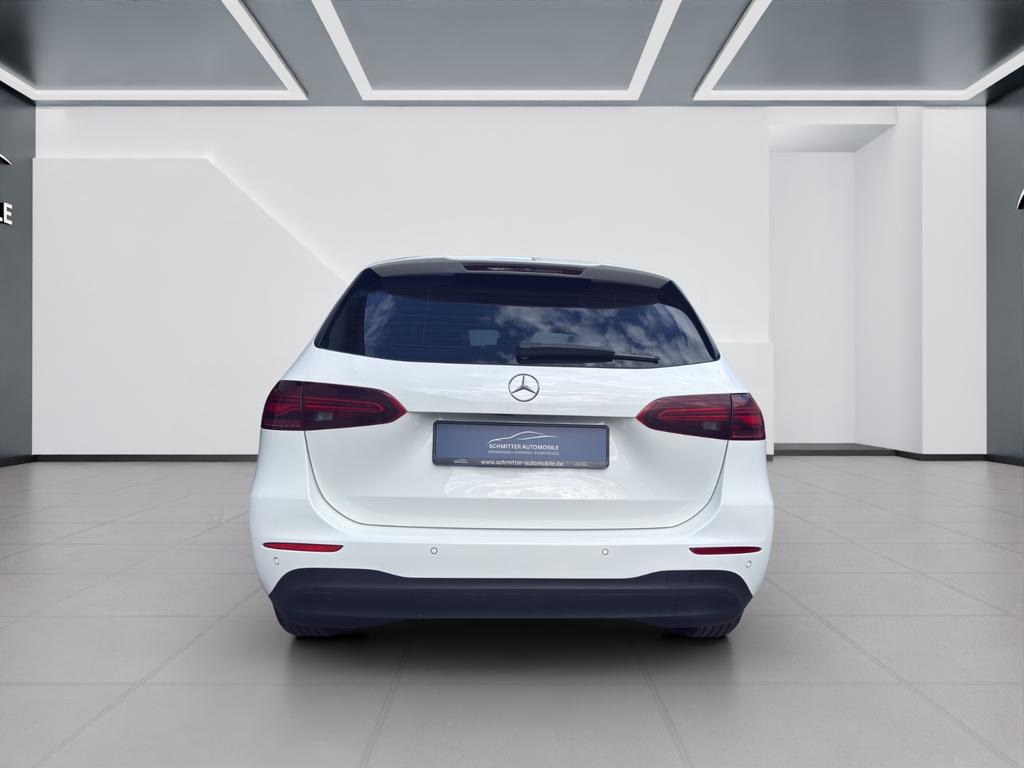 Mercedes-Benz B 180 2023