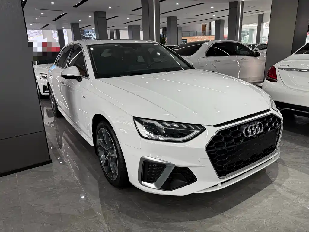 Audi A4 2021