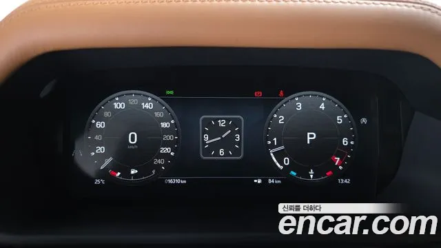 Land Rover Defender 2024