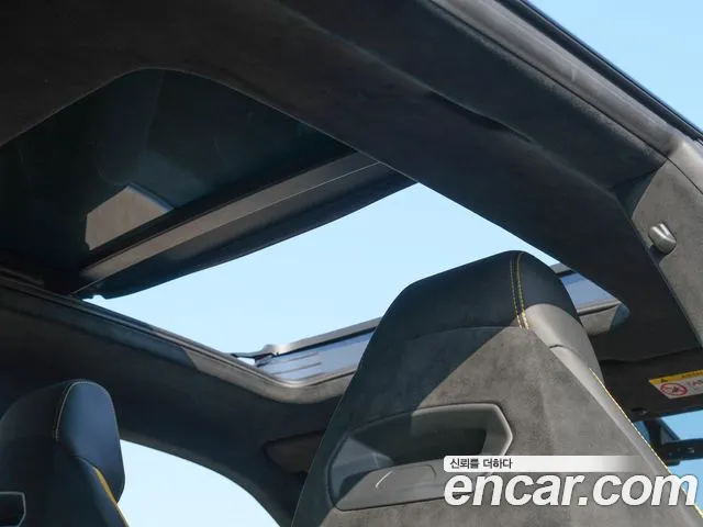 Lamborghini Urus 2024
