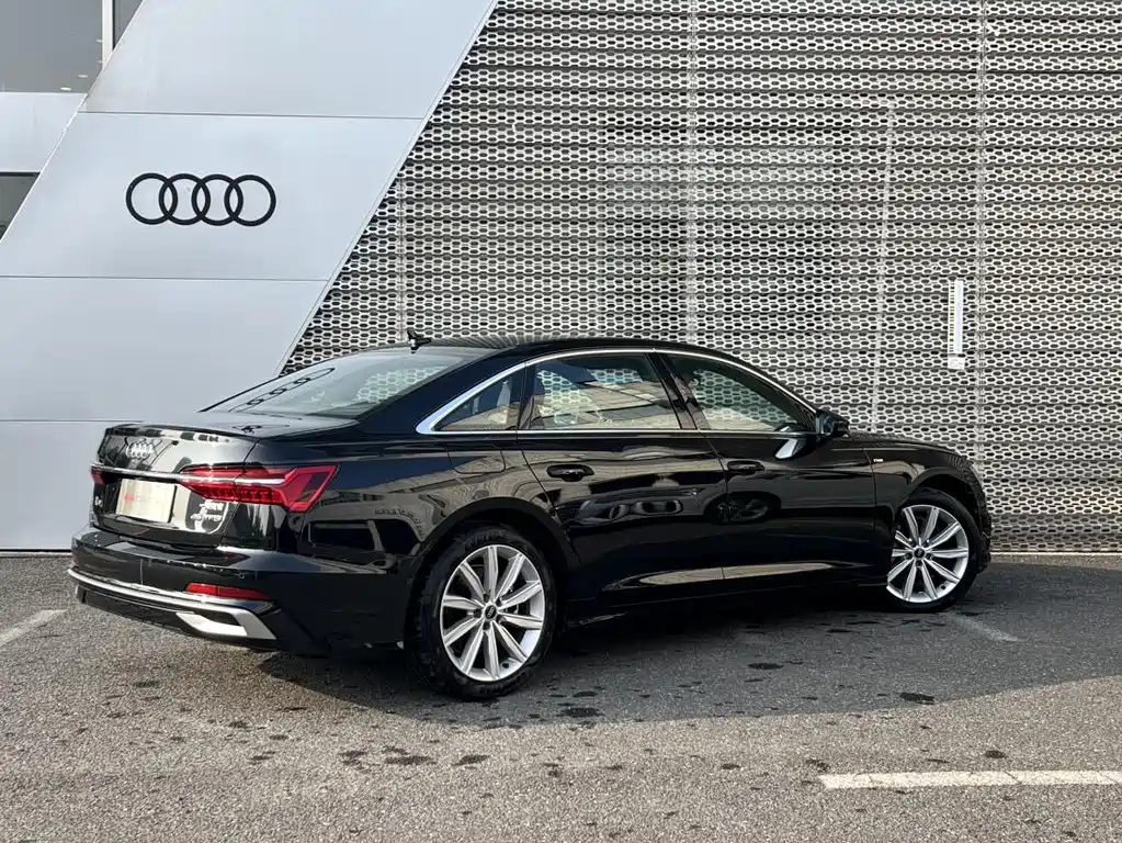 Audi A6 2024