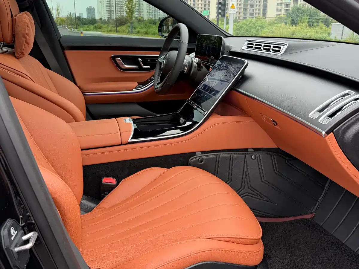 Mercedes-Benz S-Класс 2025