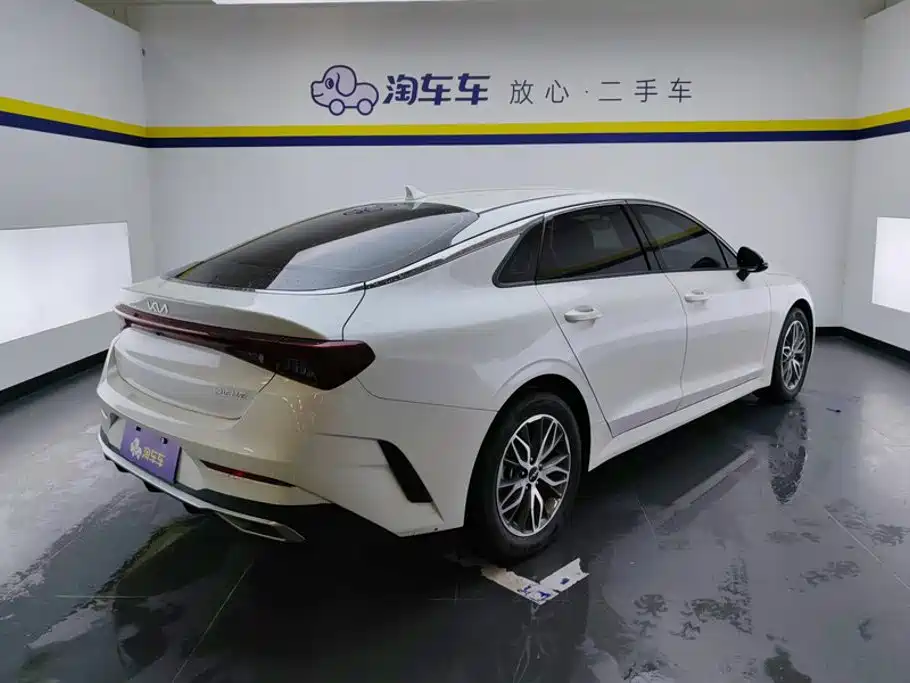 Kia K5 2024